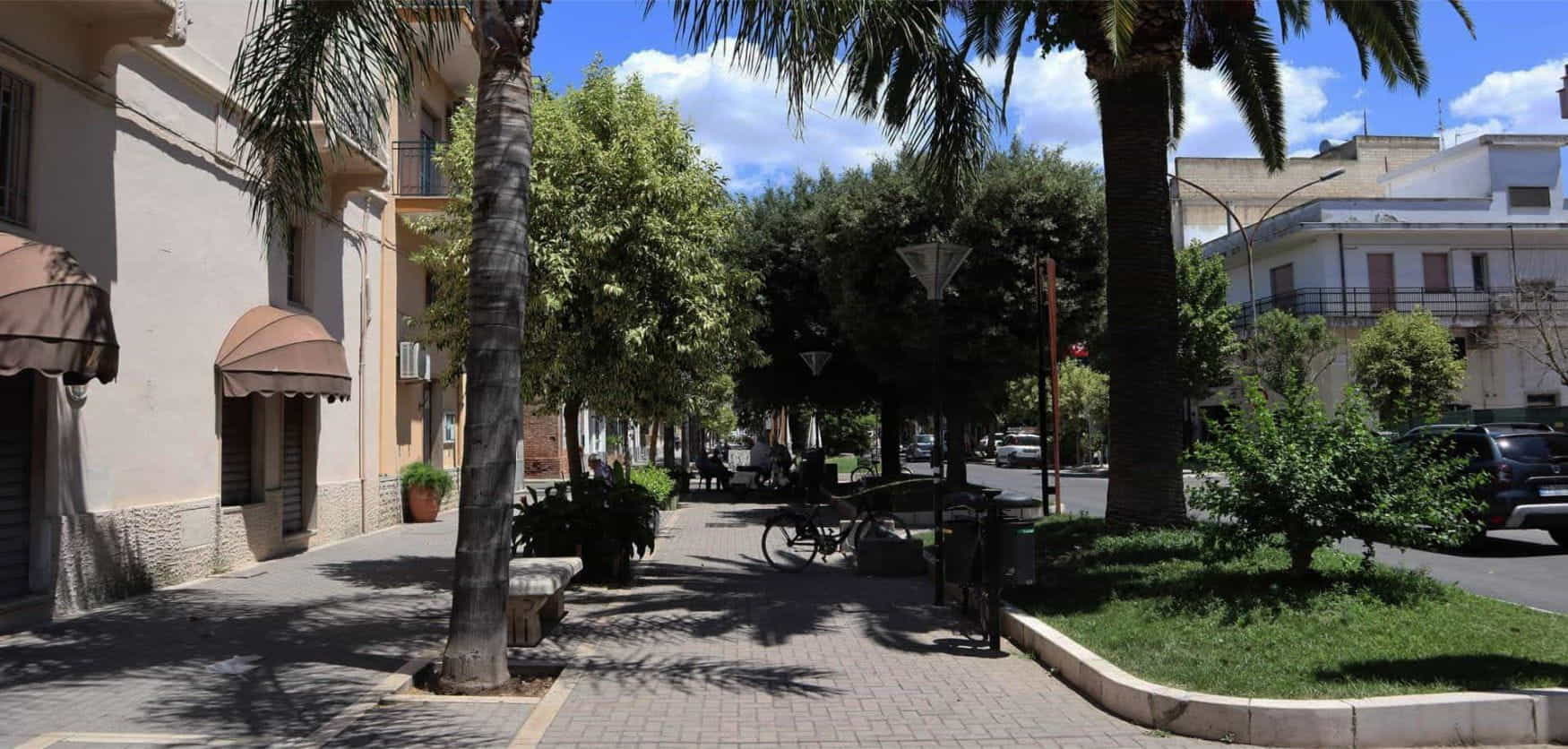 Photo 31, Photo taken in Piazza Conte Rosso, Avigliana, Italy May 2022