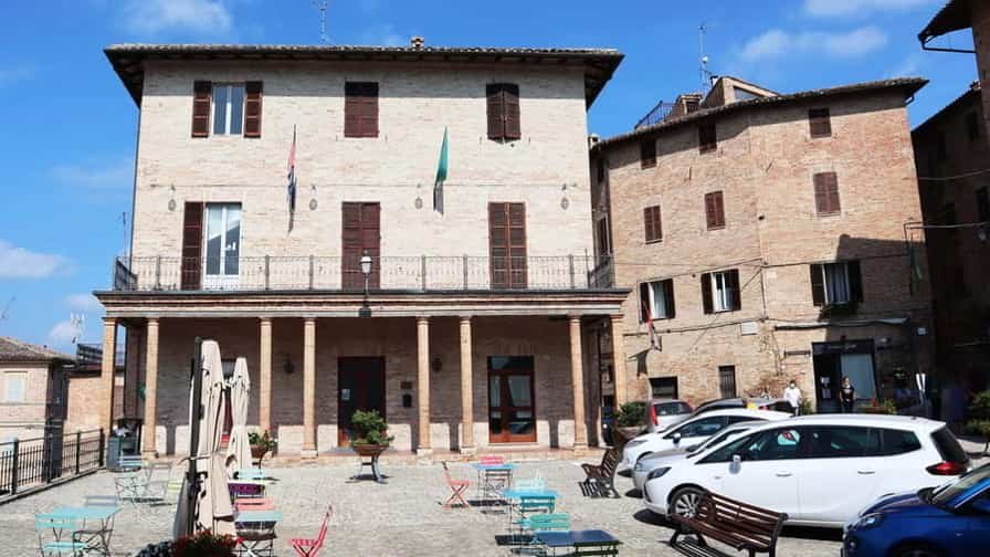Photo 55, Piazza Benedetto Perfetti, 62028 Sarnano MC, Italy (September 2020) Photo 8, Photos taken in Parrocchia S. Francesco in Acqui Terme, Italy May 2022