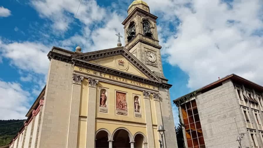Photo 17, Church of Saint Agnes, Via Don Carlo Gnocchi, 23854 Olginate LC, Italy (September 2024) Photo 8, Photos taken in Parrocchia S. Francesco in Acqui Terme, Italy May 2022