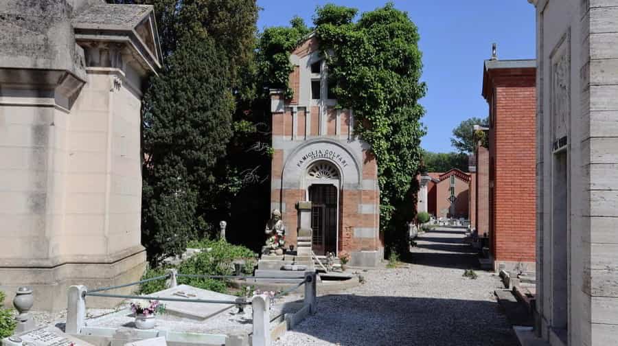 Photo 43, Via Borso, 44122 Ferrara, Italy (May 2019)