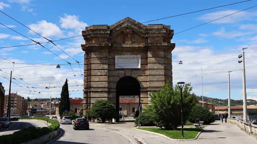 Photo 8, Via XXIX Settembre, 60122 Ancona, Italy (May 2019) Photo 8, Photos taken in Parrocchia S. Francesco in Acqui Terme, Italy May 2022
